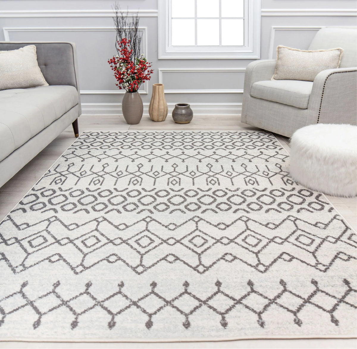White Moroccan Tribal Area Rug, 2'6" x 4' C7749