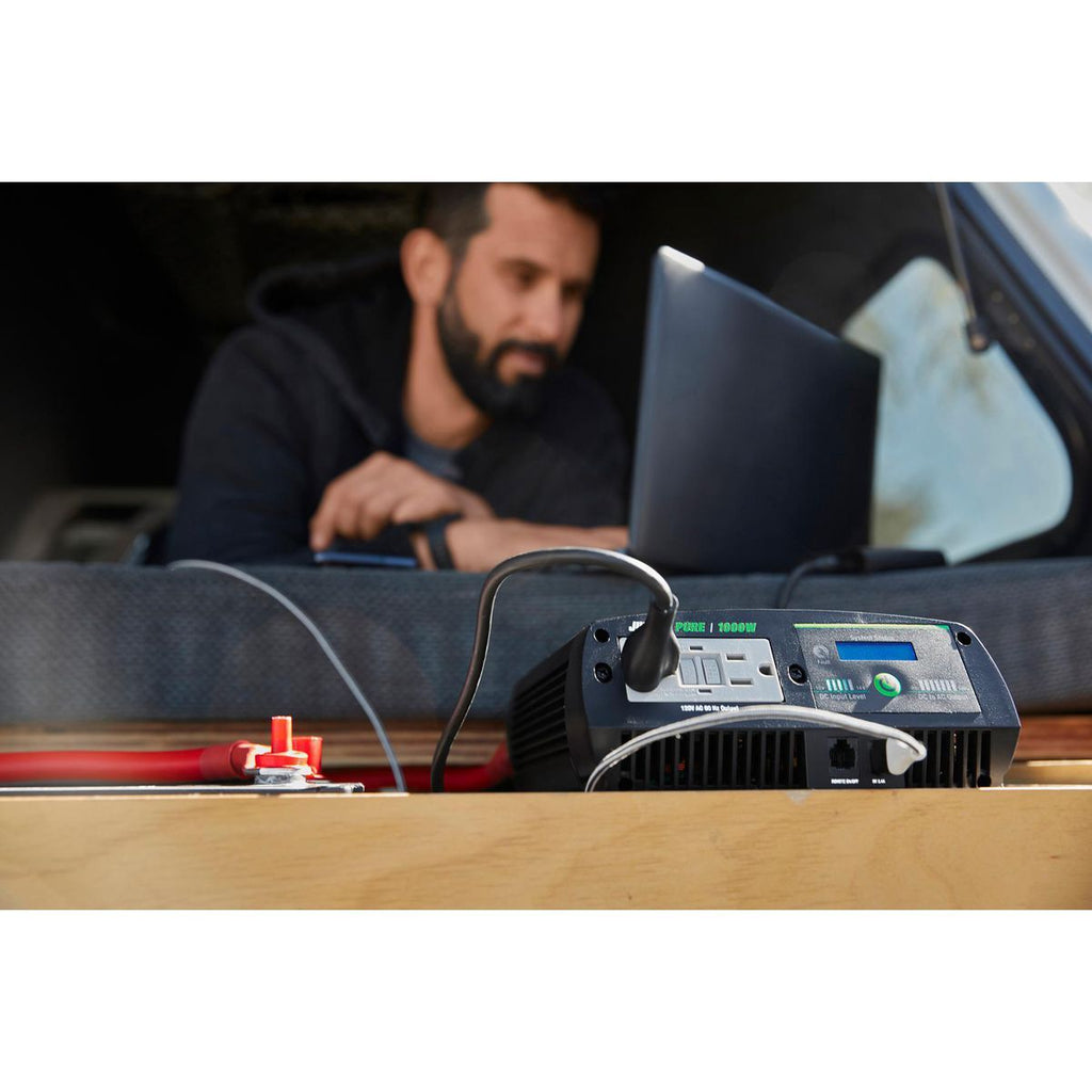 2000 Watt Continuous 4000 Watt Peak Pure Sine Wave Power Inverter W1823