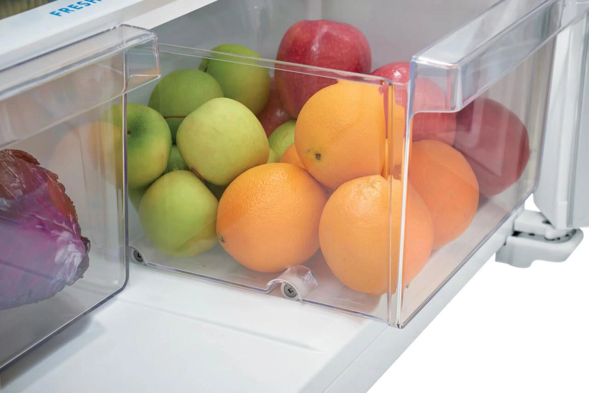 White 20 cu. ft. Top Freezer Refrigerator C6976