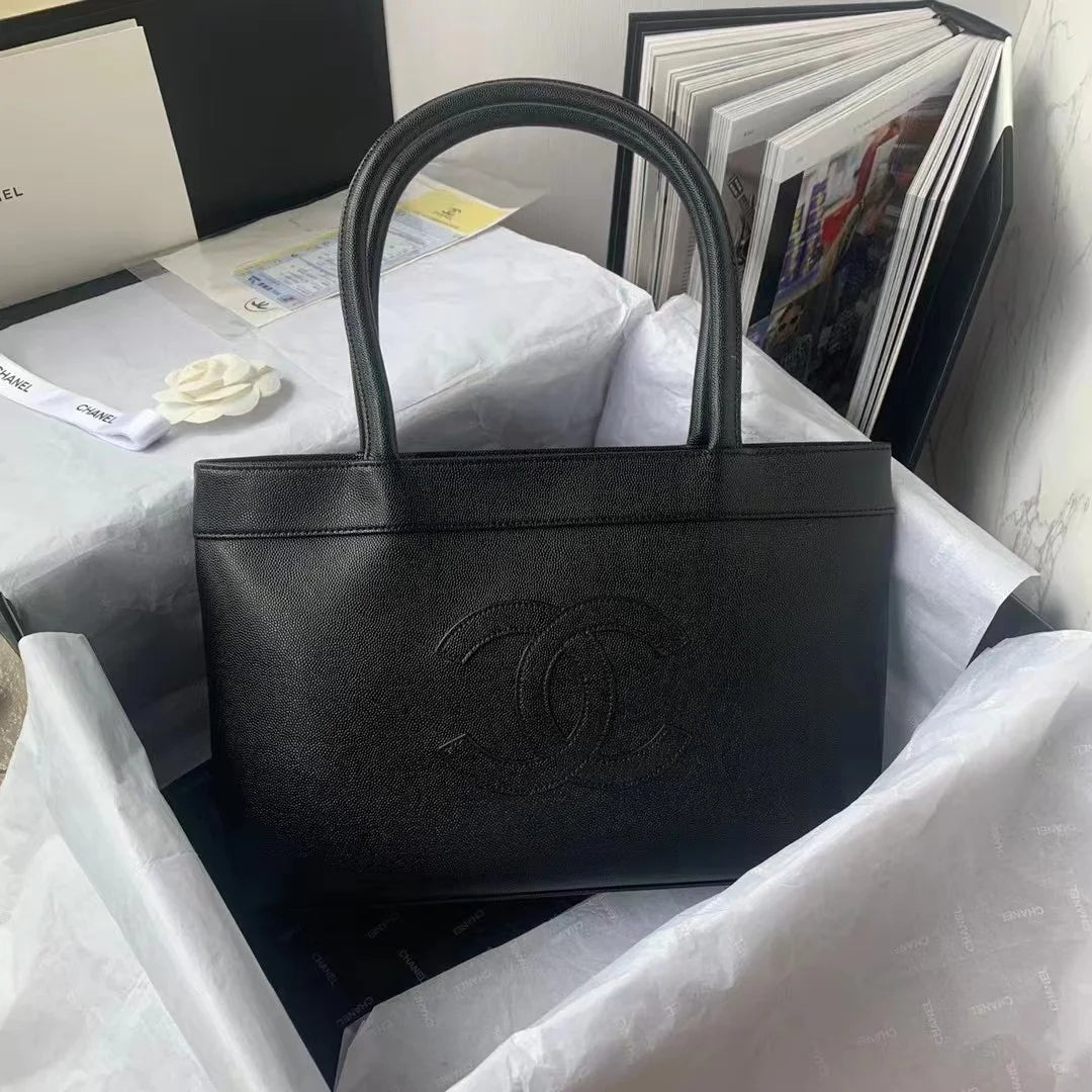 Black Caviar Tote I619