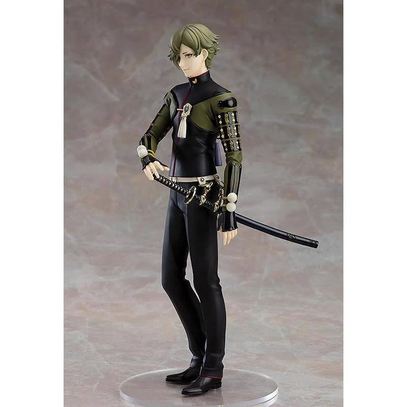 1/8 Scale Figure R11376