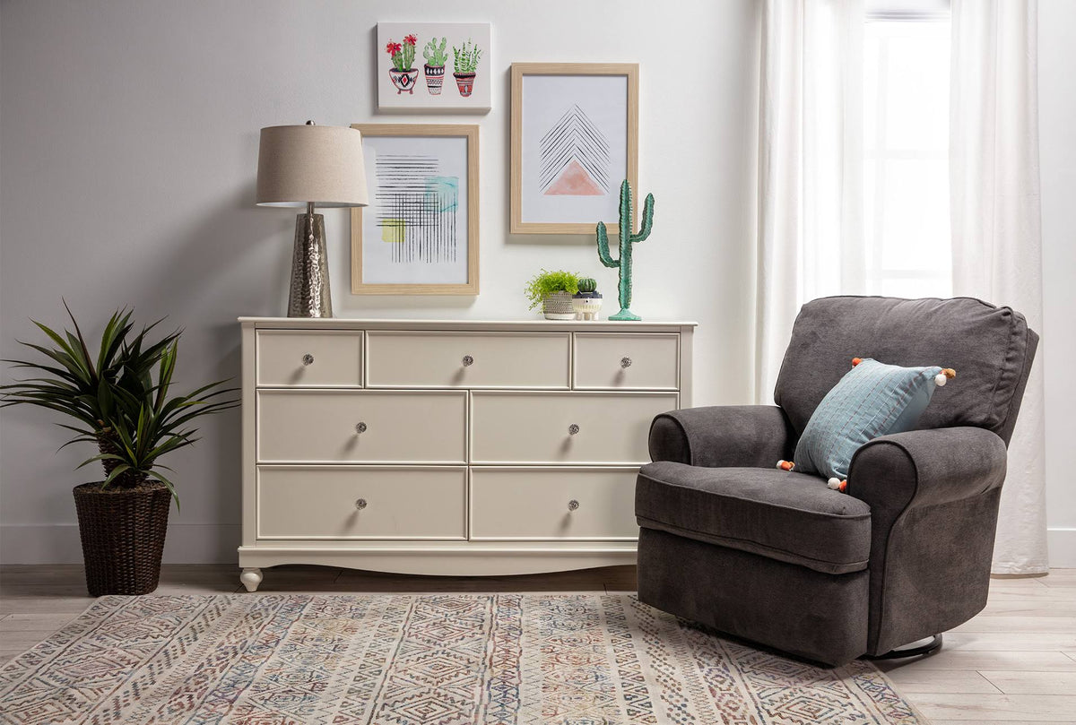 White 7 Drawer Wood Dresser F708
