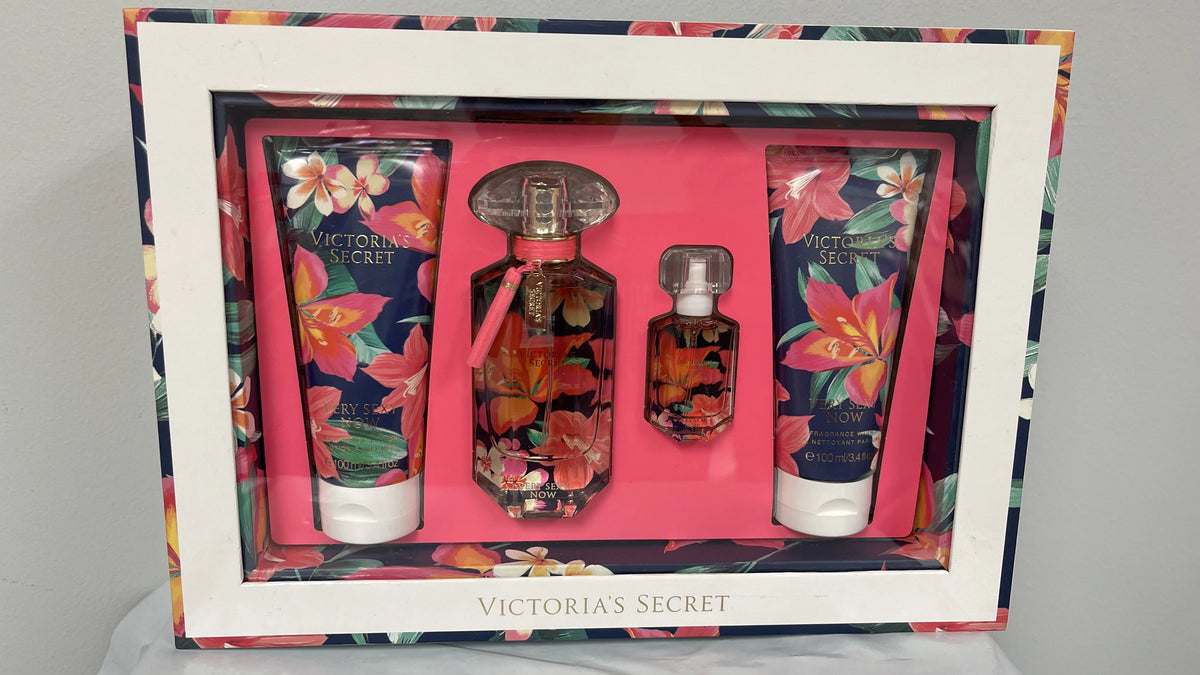 4 Piece Eau De Parfum Fragrance Gift Set F826196