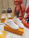 Pink Sneakers P885