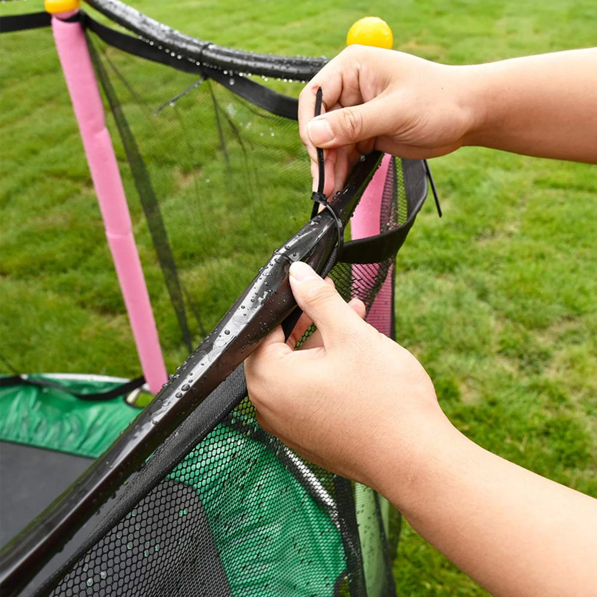 Trampoline Sprinkler ( 39 ft ) L317