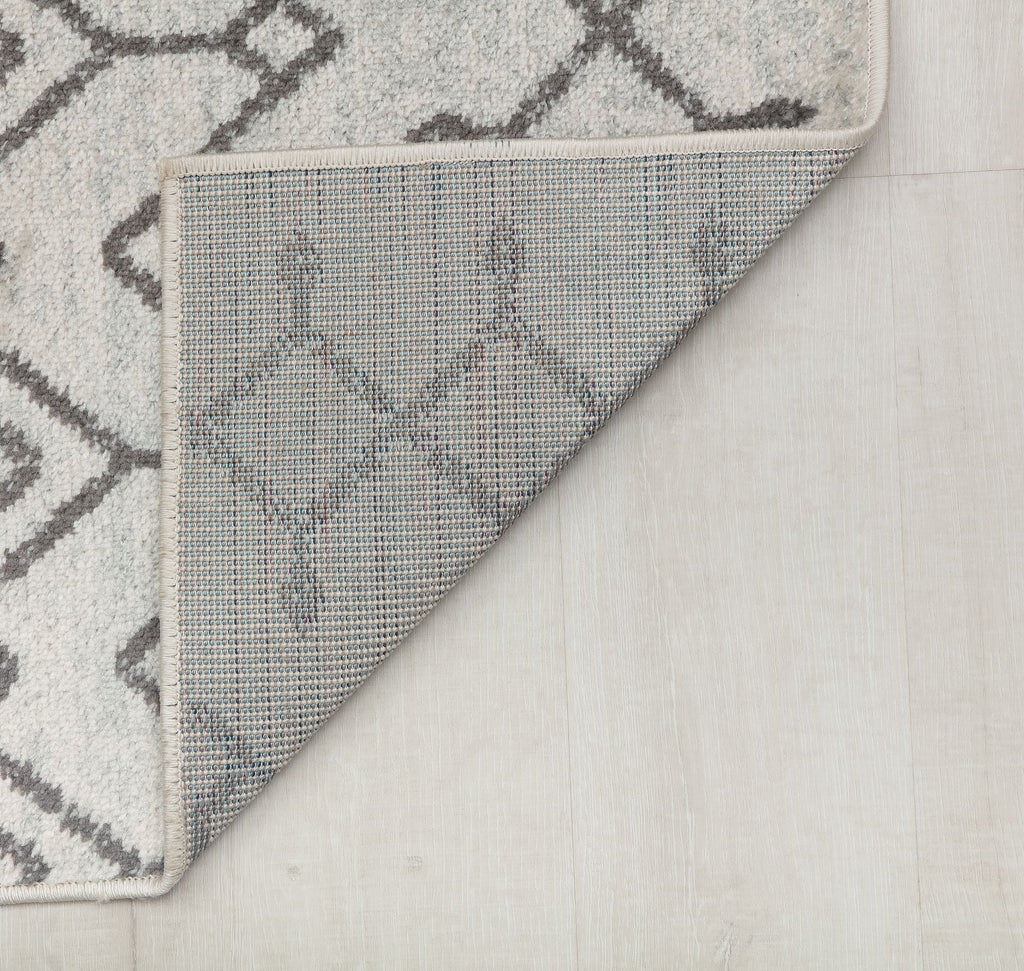 White Moroccan Tribal Area Rug, 2'6" x 4' C7749