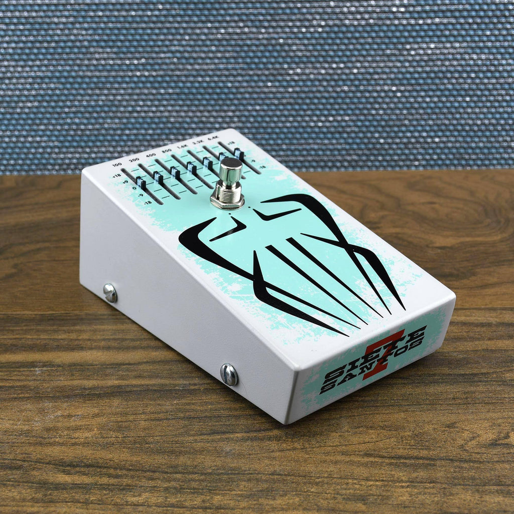 Octavio Fuzz Pedal W99053
