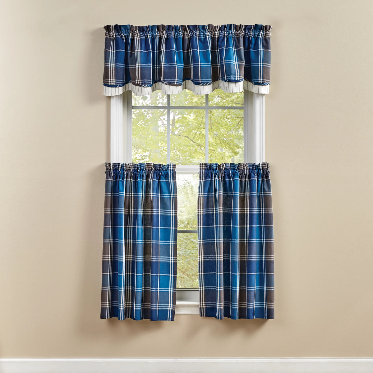 Lined Layered Valance 72” x 16” Y3814