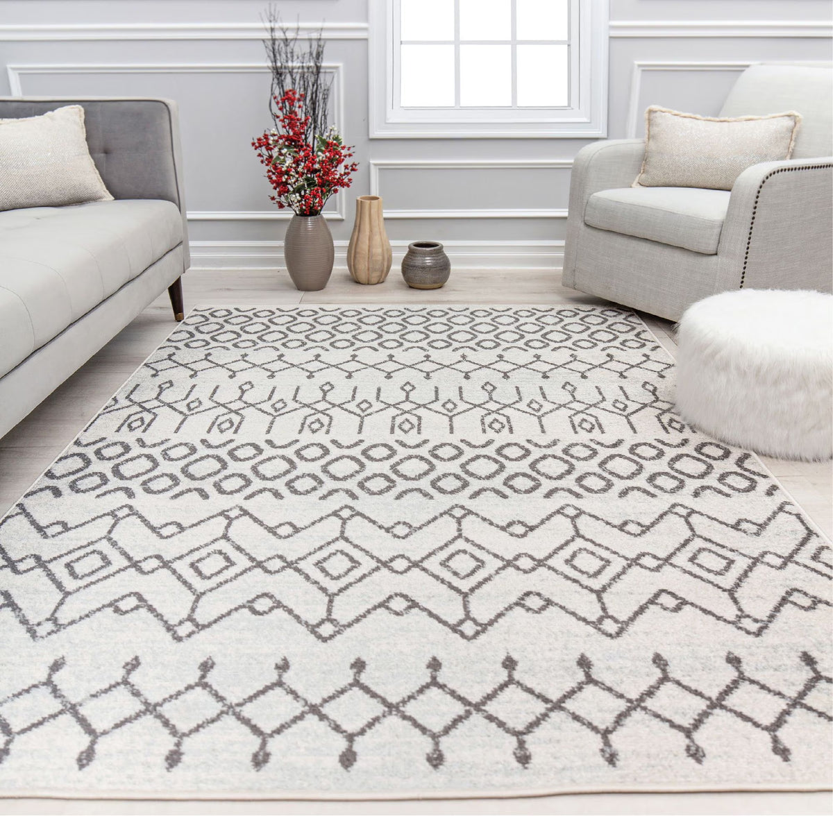 White Moroccan Tribal Area Rug, 2'6" x 4' C7749