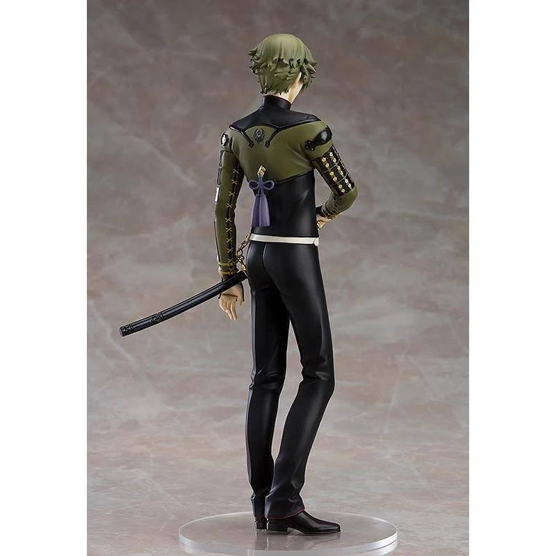 1/8 Scale Figure R11376
